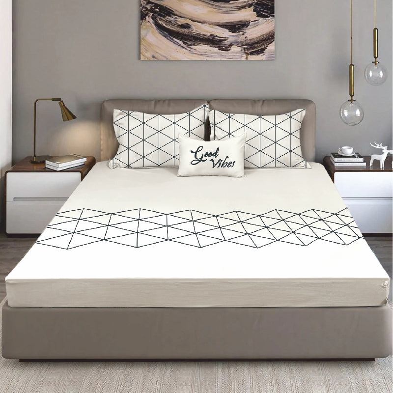 Bodycomfy 100% Cotton Hosiery King Size Fitted Bedsheet – Geometrical Panel Print