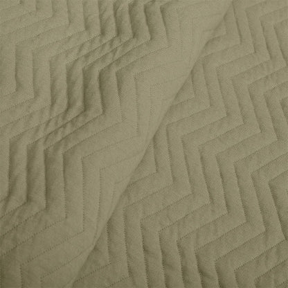 BodyComfy 100% Cotton Hosiery King-Size Fitted Bedcover – Chevron Print