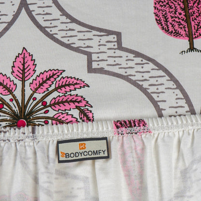 Bodycomfy 100% Cotton Hosiery King Size Fitted Bedsheet – Botanical Palm & Cypress Print