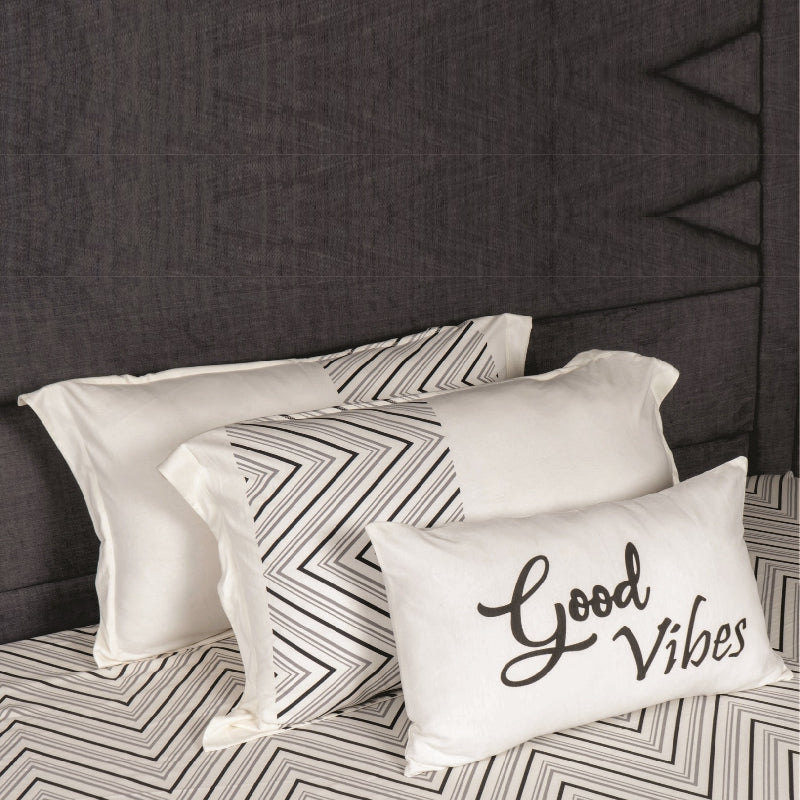 “Bodycomfy 100% Cotton Hosiery King Size Fitted Bedsheet – Chevron Minimalist Print